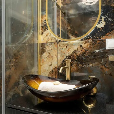 Czysta Elegant For 2 With Garden Centre By Renters Appartamento